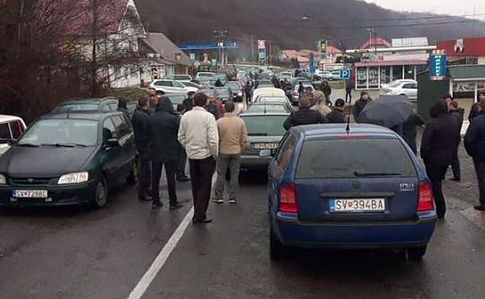 Евробляхеры блокируют пункты пропуска на Западе Украины