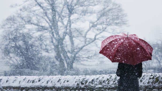 Північ України проморозить до -13°, по всій країні дощ і мокрий сніг