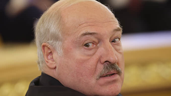 Lukashenko orders that government develop algorithm for use of Russian nuclear weapons