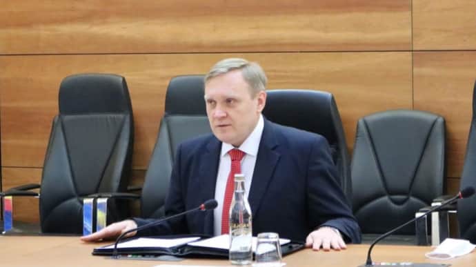 Zelenskyy dismisses Ukraine's ambassador to Moldova