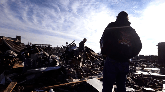 Головні новини суботи і ночі: скандал з Гогілашвілі, торнадо в США