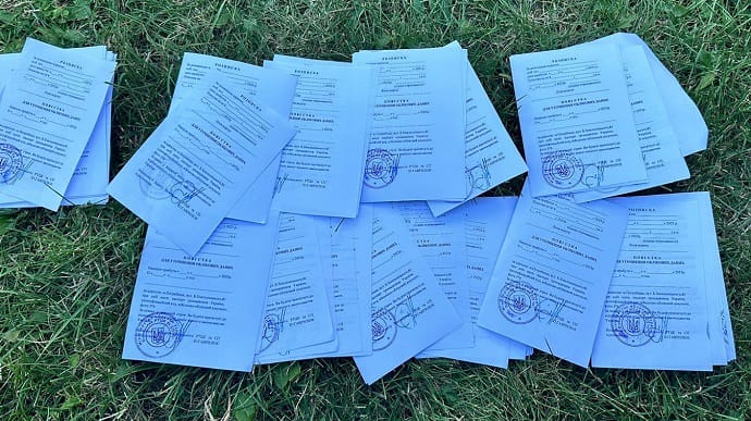 В Винницкой области глава военкомата продал бланки повесток за $2000 – Офис генпрокурора