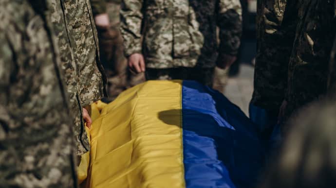 В Украину вернули тела еще 99 павших защитников