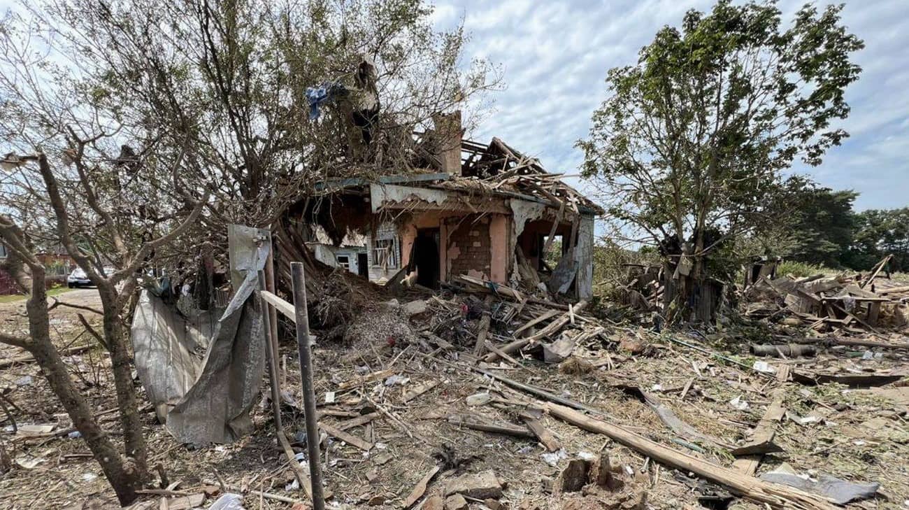 Two killed in Russian aerial bombing of Sumy Oblast