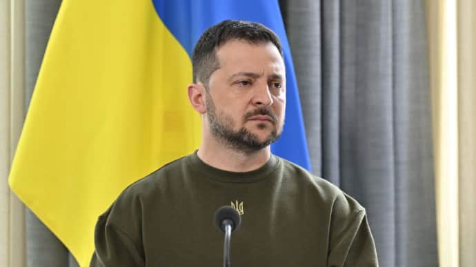 Zelenskyy confirms talks with partners on strikes with their weapons on Russia