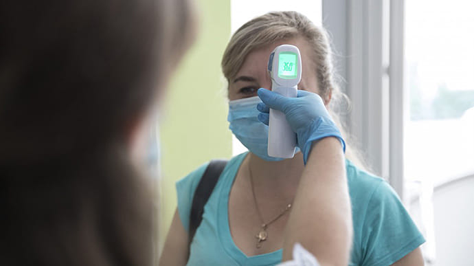 У Києві майже 3 сотні хворих на коронавірус і 8 жертв за добу 