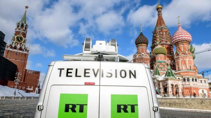 Propaganda moles from Russian media prepare new footage in occupied Kherson Oblast 