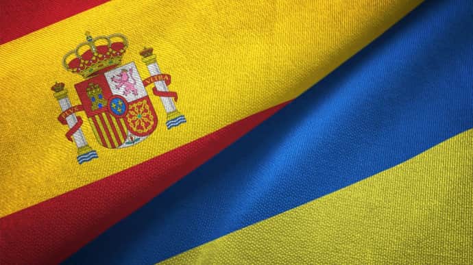 Кулеба: Іспанія готує військову підтримку для України, яка міститиме боєприпаси