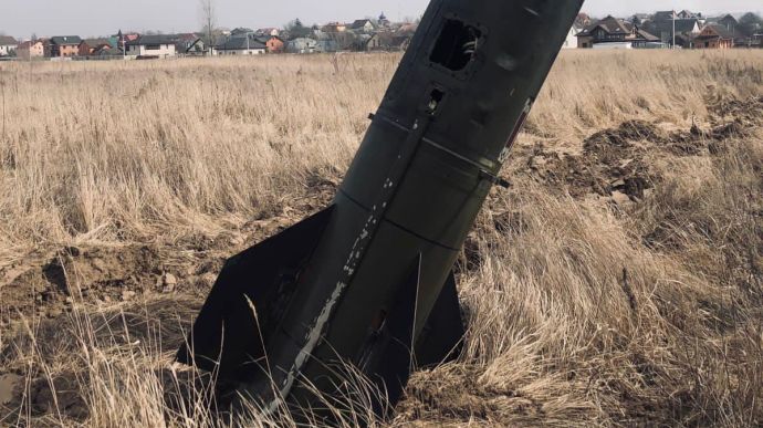 Росіяни вдарили з важкої артилерії по Київщині – серед постраждалих є дитина
