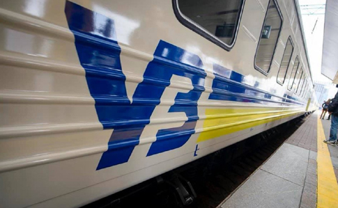 Полиция начала сопровождать пассажирские поезда Одесса-Москва