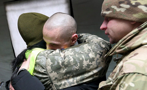 Украине уже вернули 25 человек, среди них четырех военных