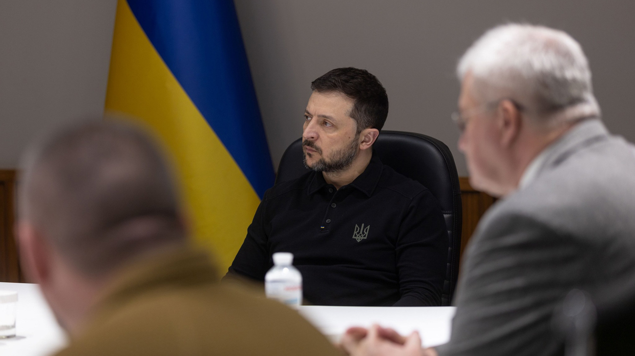 Zelenskyy discusses with Macron control over "silence" during ceasefire