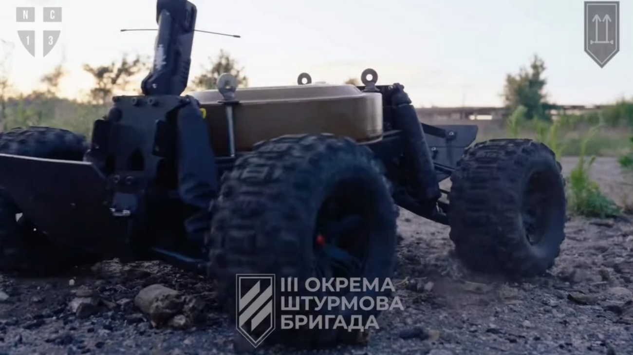 Ground robots of Ukraine's 3rd Assault Brigade force Russian troops to surrender – video