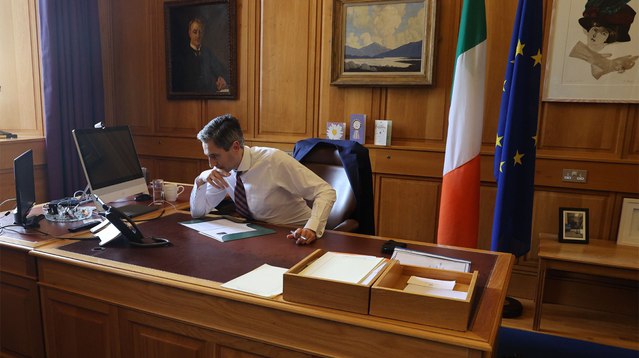 New Irish PM talks to Zelenskyy on his second day in office