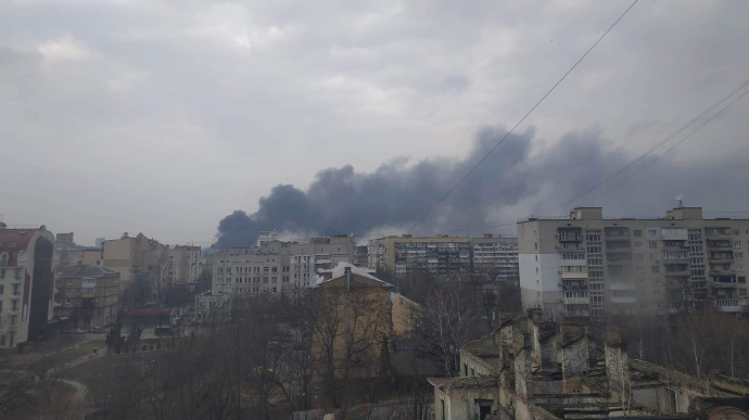 На Подоле в Киеве произошел масштабный пожар