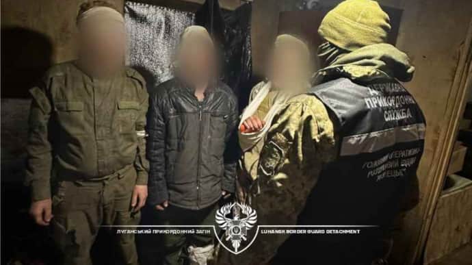 Пограничники взяли в плен трех оккупантов из танкового полка РФ на Донецком направлении