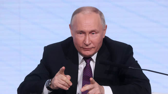 Putin wants to use AI in war and send lasers and robots to battlefield