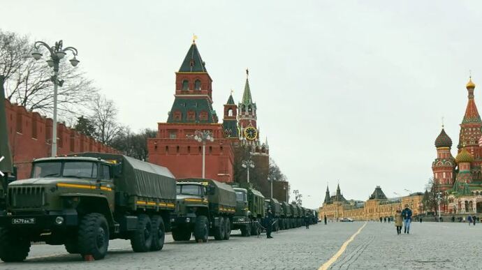 В российском парламенте уверяют, что их армия не нуждается в мобилизации