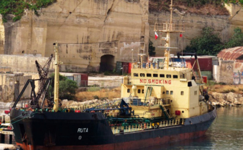 В Ливии судили 14 украинцев с задержанного танкера - СМИ