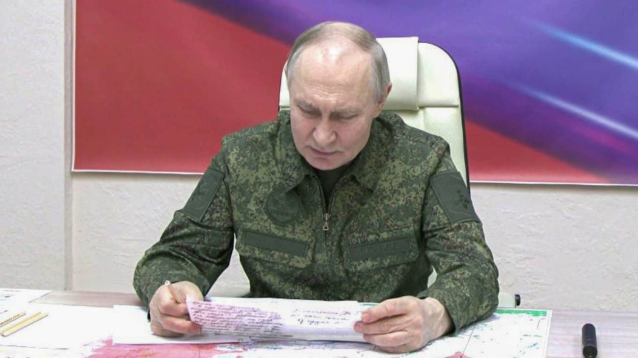 Путін зобов'язав покинути РФ до 10 вересня українців, які "незаконно перебувають у країні"