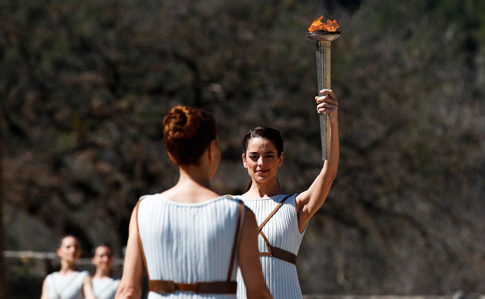 Коронавирус внес изменения в церемонию зажигания Олимпийского огня