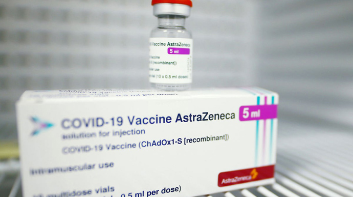 У агенції ЄС визнали зв'язок між вакциною AstraZeneca та тромбами