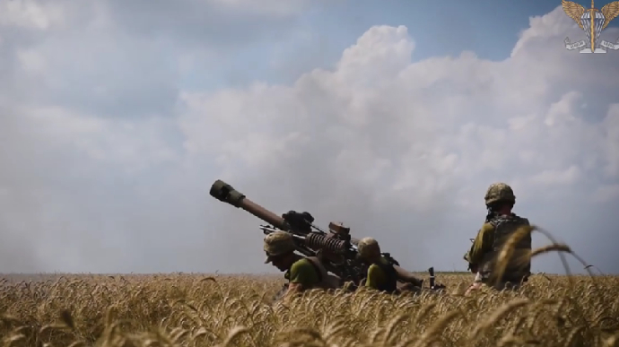 Paratroopers release video of British howitzers being used against Russian soldiers in Kherson region