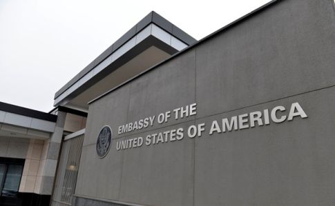 Посольство США продолжает работать, несмотря на взрыв