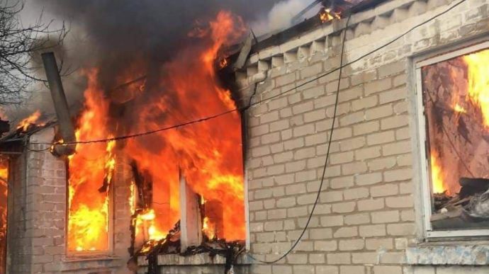 На Луганщині за добу знищили 54 будівлі, вбили 4-х і поранили 10 людей