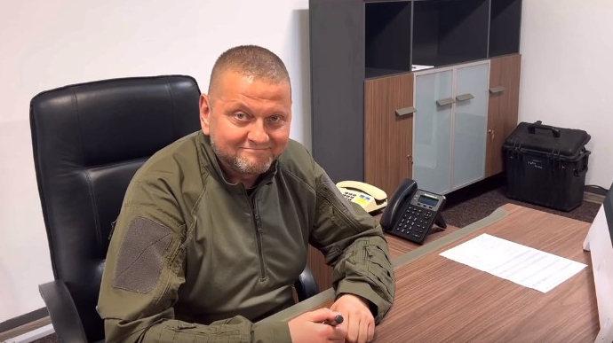 В ЗСУ опублікували відео із Залужним, щоб розвіяти брехню роспропаганди