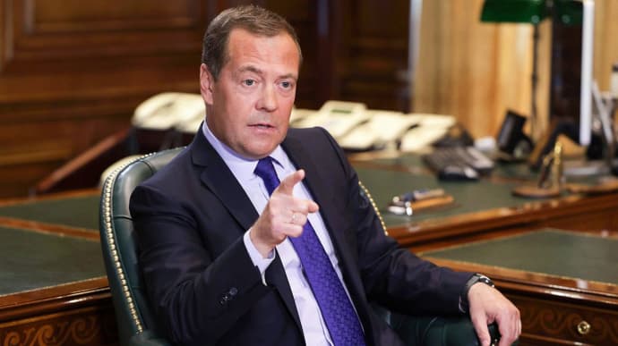 Медведев заявил, что оккупанты дойдут до Киева и что Россия заждалась Одессу 