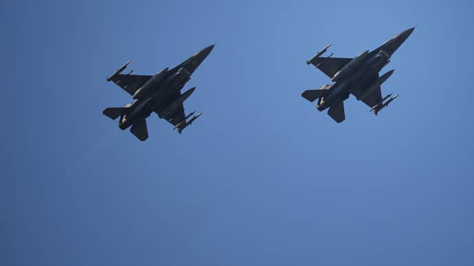 Дания работает на полную мощность для передачи Украине первых F-16 летом