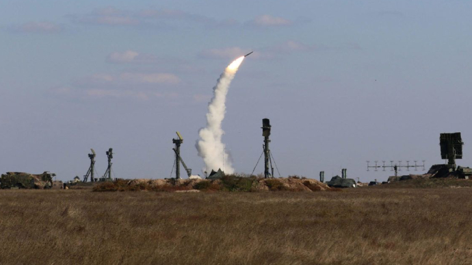 Air Force shows the moment missiles targeting Dnipro are shot down