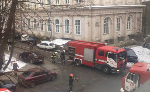 У Львові палає обласна лікарня