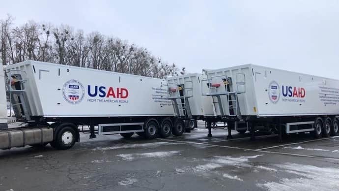 US provides 16 more grain carriers for Ukrainian farmers