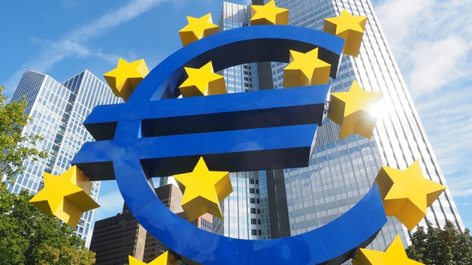 Еврокомиссия пересмотрела прогноз для экономики еврозоны, падение составит 7,8%