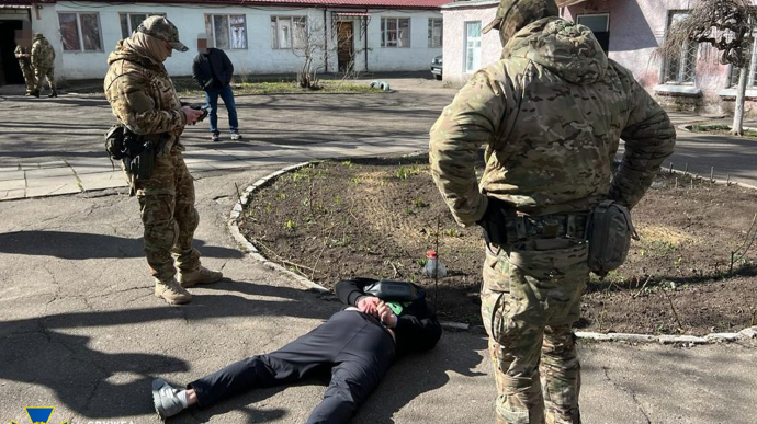 Ukraine's Security Service detains traitor who passed intelligence on Ukrainian Armed Forces to Russia and waited for Odesa occupation
