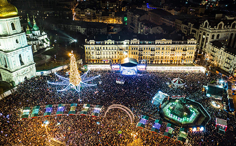 На Софийской площади Новый год встретили более 100 тысяч человек – КГГА