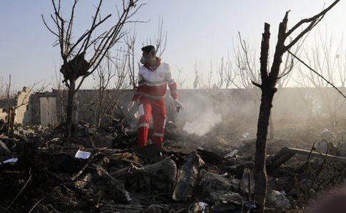 Чорні скриньки збитого над Іраном літака МАУ розшифрують в Україні