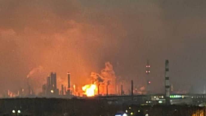 Russian authorities report drone attack on Ryazan Oil Refinery