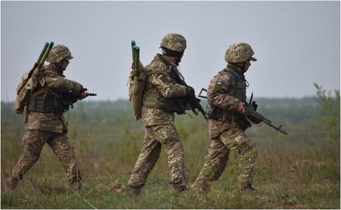 В ВСУ пропали 2 бойцов, боевики заявили о задержании дезертиров