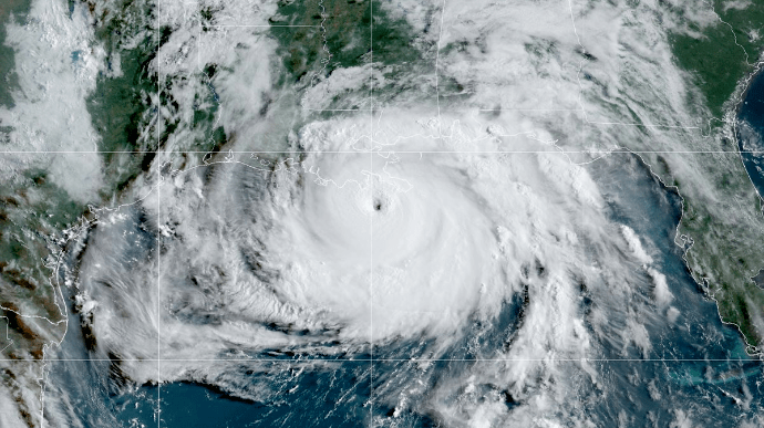 США накрыл ураган Ида — один из сильнейших
