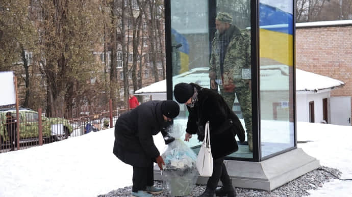 В Киеве открыли памятник Герою Украины Мациевскому