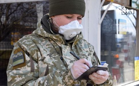 Украина просит Польшу разрешить украинцам переходить границу пешком