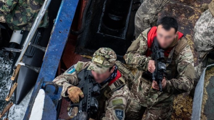 Українські бійці провели спільні з Британією військові навчання на есмінці