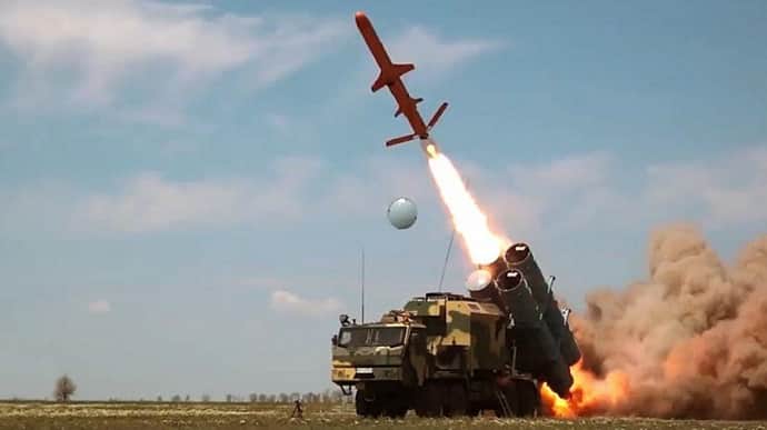 Ukraine attacks land targets with upgraded anti-ship Neptune missiles –  Newsweek | Ukrainska Pravda