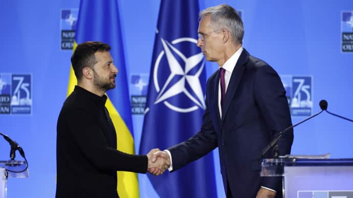 Zelenskyy and Stoltenberg discuss strengthening Ukraine's air defence