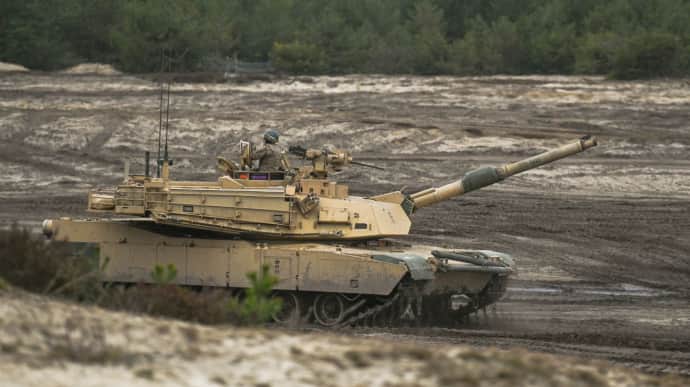 У ЗСУ назвали фейком інформацію про відведення танків Абрамс через безпілотники