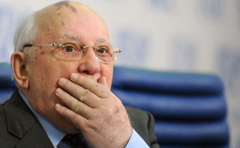 Геращенко: Киев будет добиваться запрета на въезд Горбачева в Европу 