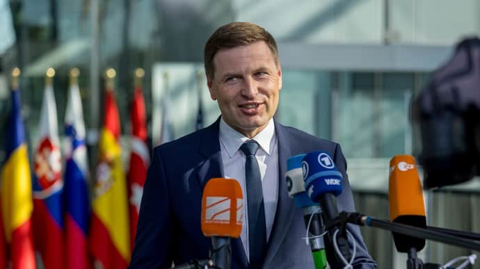 Estonian defence minister believes Ukraine could strengthen negotiating position with operation in Russia's Kursk Oblast